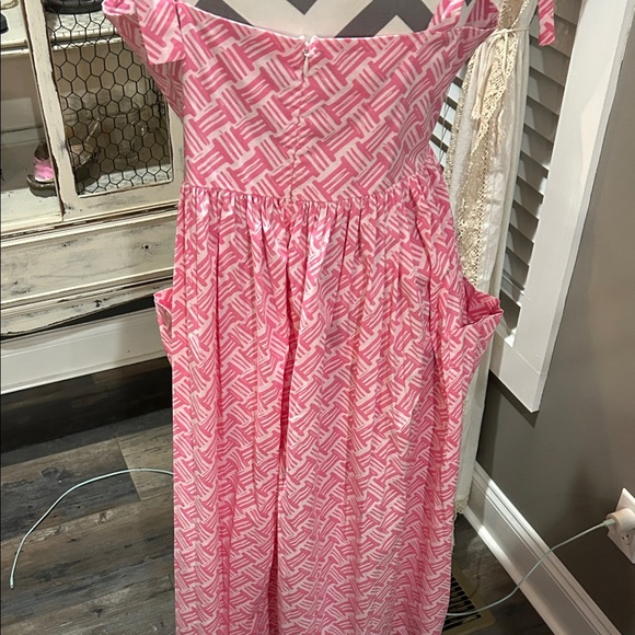 Pink Geometric Patterned Dress - Picture 5 of 7